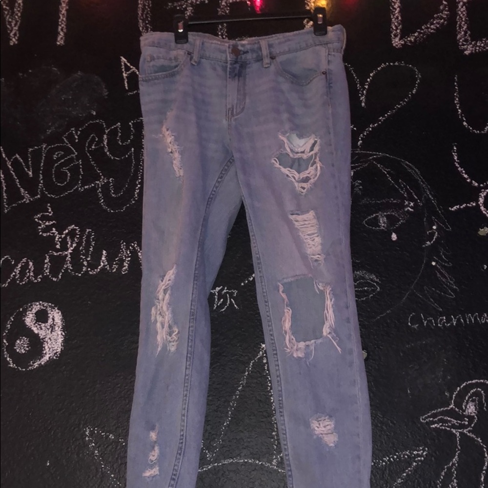 BDG ripped light wash jeans